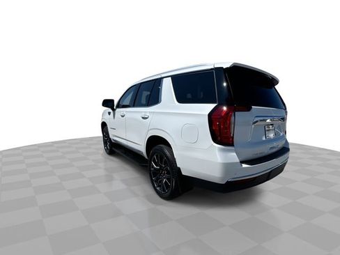 Certified 2023 GMC Yukon SLT w/ SLT Luxury Package AWD/4WD image 6
