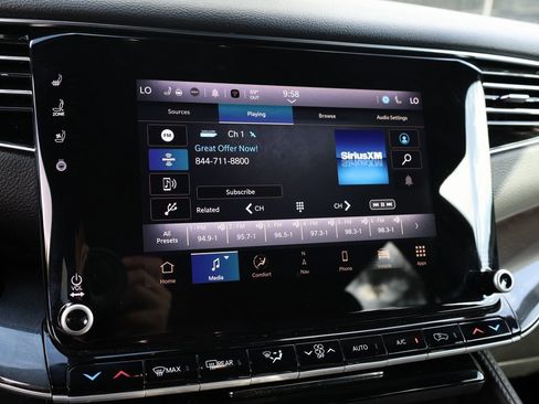 Used 2023 Jeep Wagoneer 4WD image 32