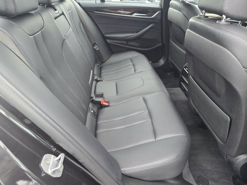 Used 2018 BMW 530i xDrive w/ Premium Package image 21