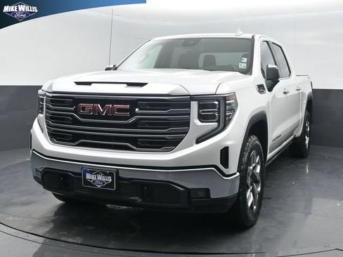 Used 2025 GMC Sierra 1500 SLT w/ SLT Premium Package AWD/4WD image 3