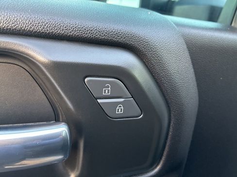 Used 2025 Chevrolet Silverado 2500 W/T w/ WT/CX Safety Package image 7