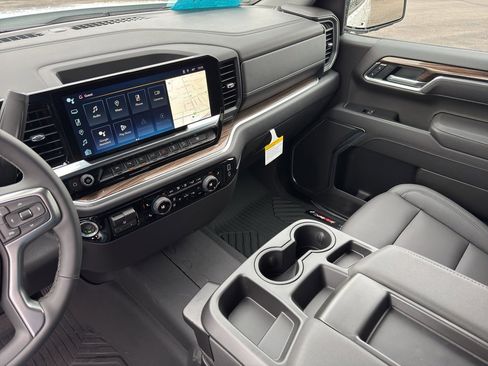 New 2026 Chevrolet Silverado 1500 LT image 16