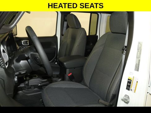 Certified 2025 Jeep Wrangler Unlimited Sport AWD/4WD image 3