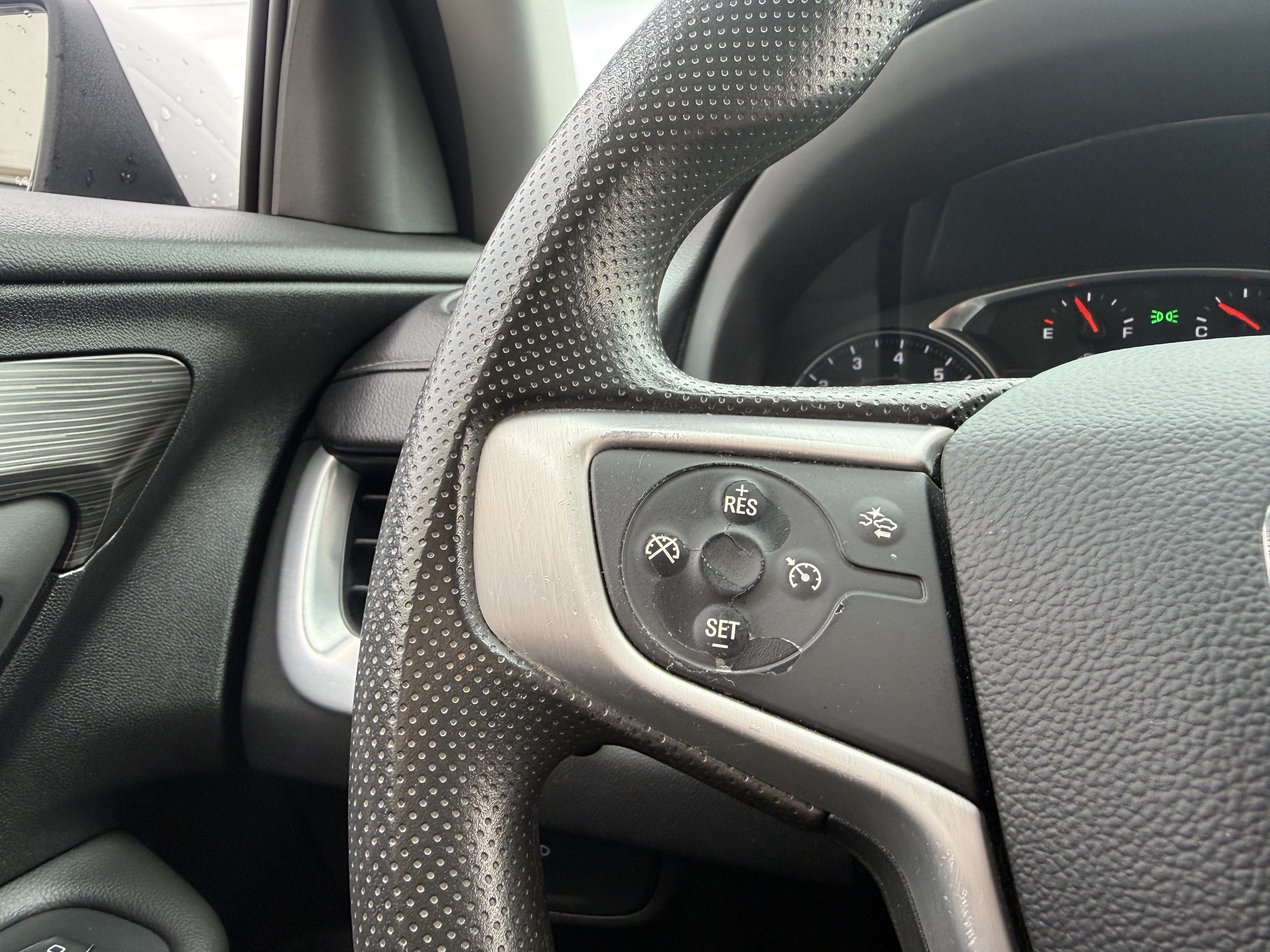 Used 2023 GMC Terrain SLE w/ Driver Convenience Package AWD/4WD image 13