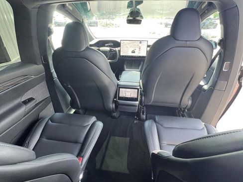 Used 2022 Tesla Model X AWD/4WD image 18