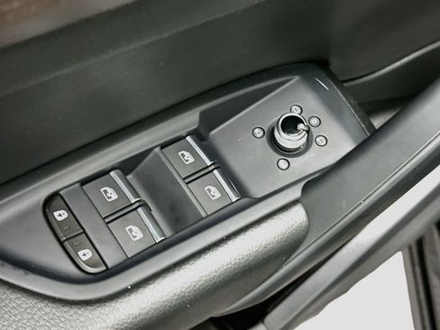 Used 2023 Audi Q5 2.0T Premium w/ Convenience Package AWD/4WD image 15