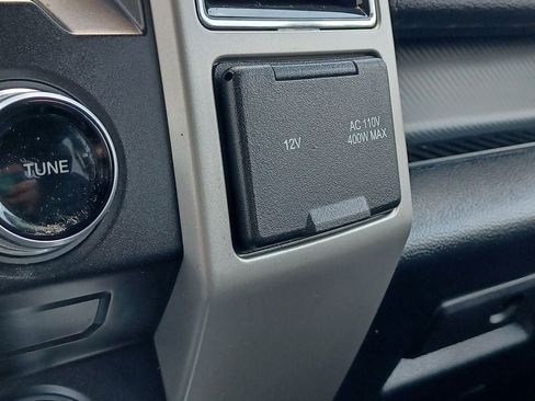 Used 2018 Ford F150 Lariat w/ Equipment Group 502A Luxury AWD/4WD image 23