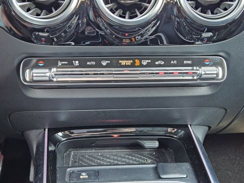 Certified 2025 Mercedes-Benz GLA 250 GLA 250 image 20