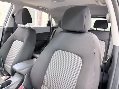 Used 2018 Hyundai Kona SEL w/ SEL Tech Package 02 AWD/4WD image 15