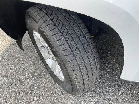 Used 2021 Chevrolet Colorado LT w/ Luxury Package image 41