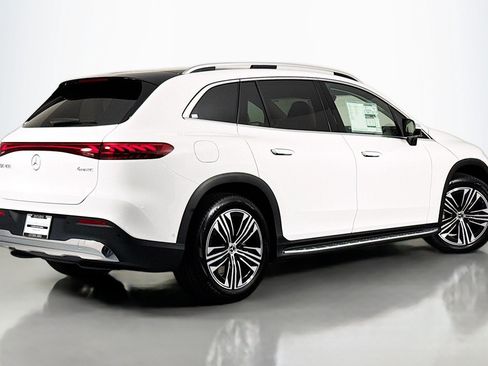 New 2026 Mercedes-Benz EQS 400 4MATIC SUV image 11