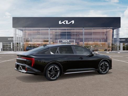 New 2026 Kia K4 GT-Line FWD image 4