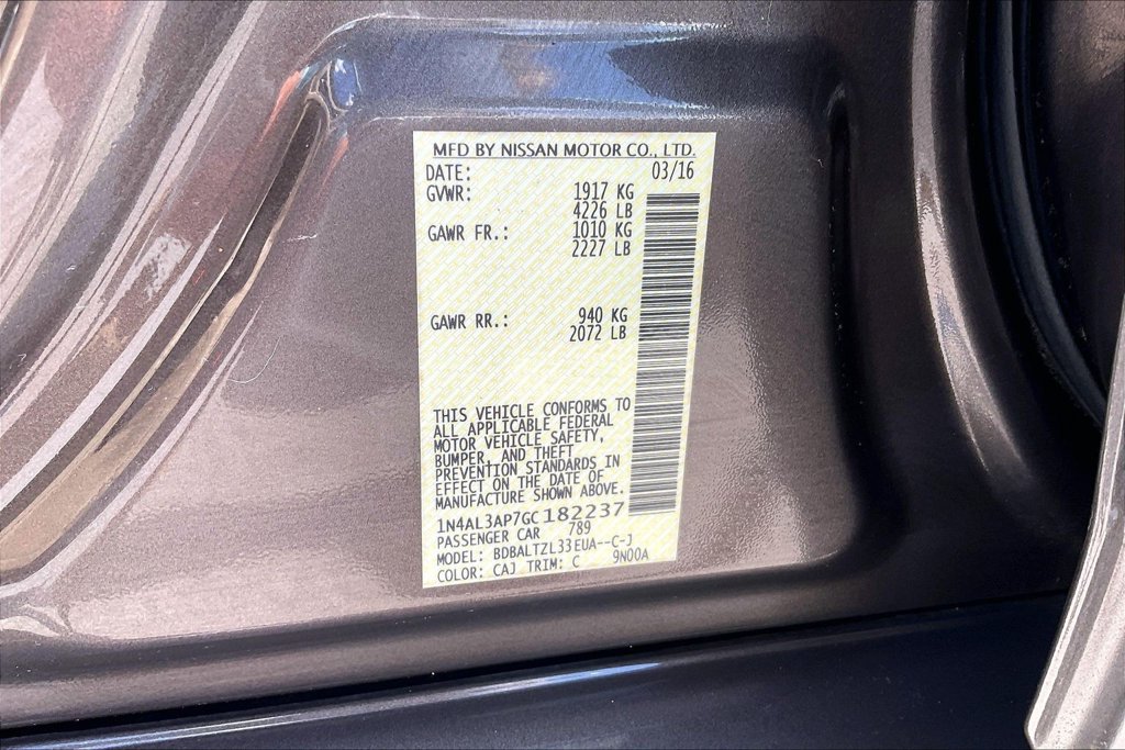 Used 2016 Nissan Altima 2.5 SL w/ 2.5 Technology w/LED Package FWD image 18