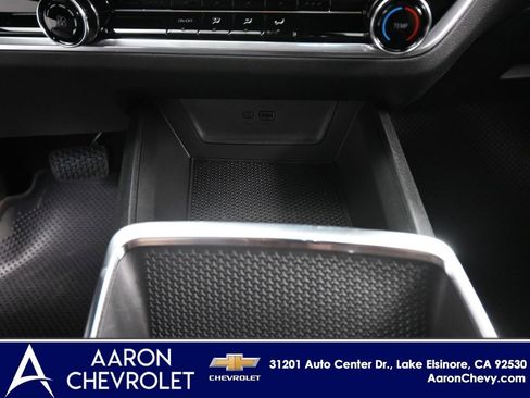 New 2026 Chevrolet Equinox LT image 13