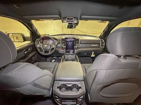 New 2026 RAM 1500 4x4 Crew Cab image 20