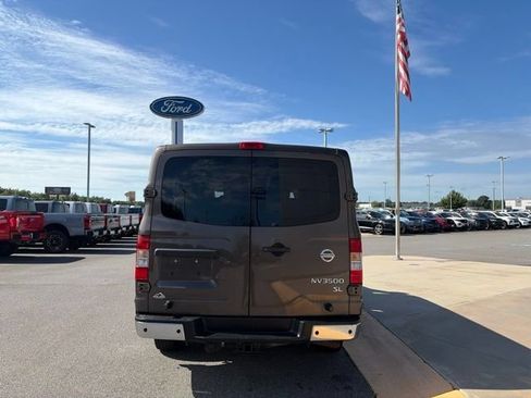Used 2018 Nissan NV 3500 SL RWD image 4
