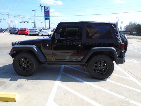 Used 2012 Jeep Wrangler Sport image 4