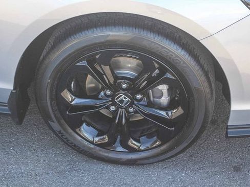 Used 2025 Honda Accord SE image 13