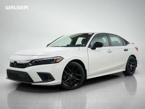 Used 2022 Honda Civic Sport image 1