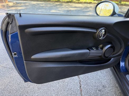 Used 2015 MINI Cooper 2-Door Hardtop image 26