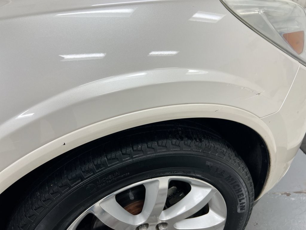 Used 2015 Buick Enclave Premium w/ Experience Buick Package FWD image 33