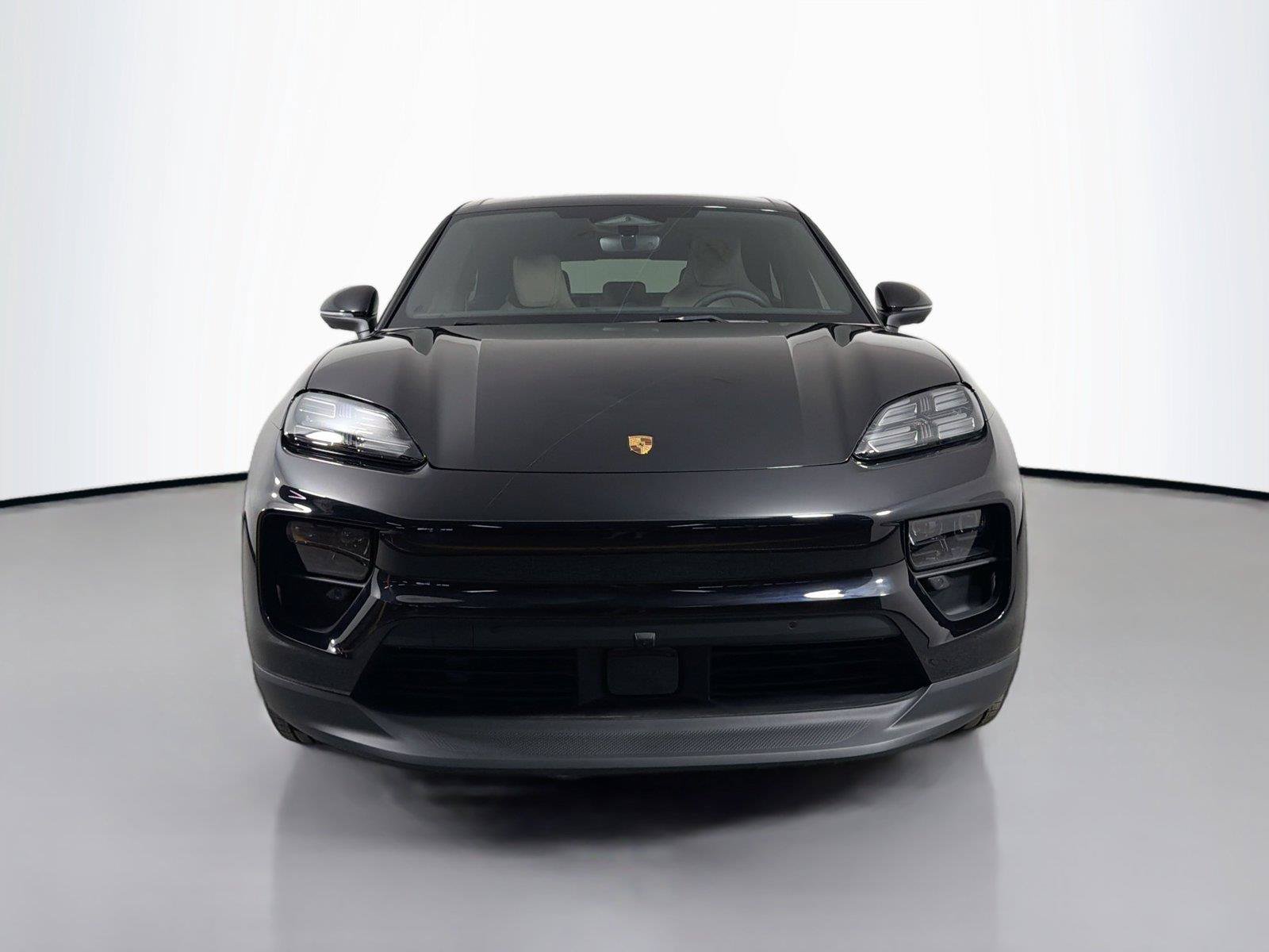 Used 2026 Porsche Macan 4 Electric AWD/4WD image 10