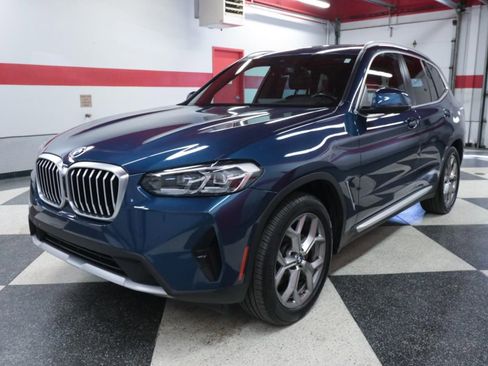 Used 2022 BMW X3 xDrive30i w/ Premium Package image 5