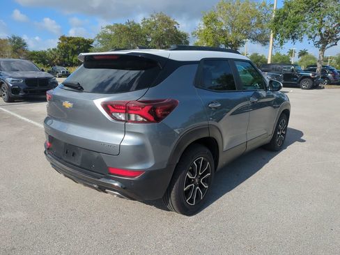 Used 2021 Chevrolet TrailBlazer ACTIV w/ Sun and Liftgate Package FWD image 6