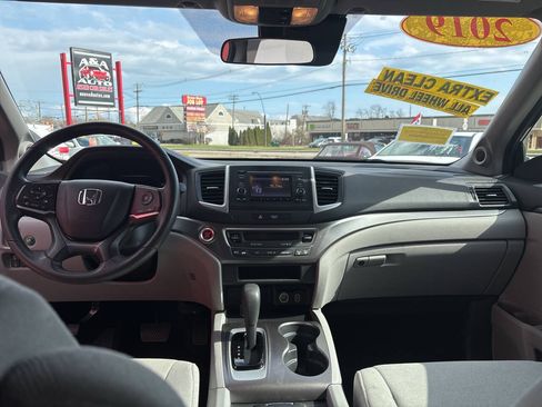 Used 2019 Honda Pilot LX image 20