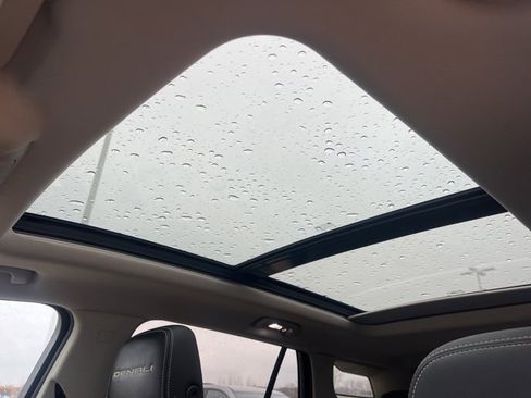 Used 2022 GMC Terrain Denali w/ Denali Premium Package image 37