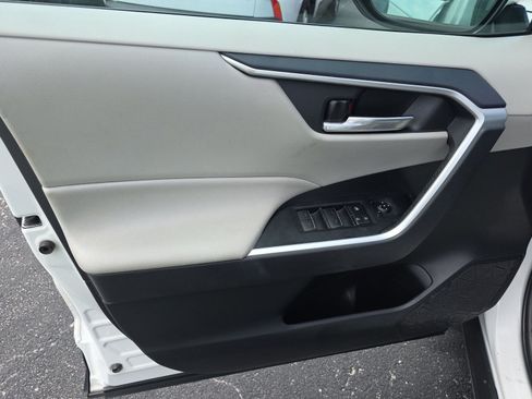 Used 2024 Toyota RAV4 XLE Premium FWD image 12