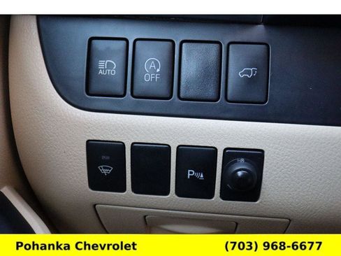 Used 2017 Toyota Highlander Limited image 14