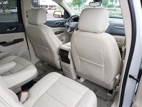 Certified 2023 GMC Acadia Denali AWD/4WD image 12