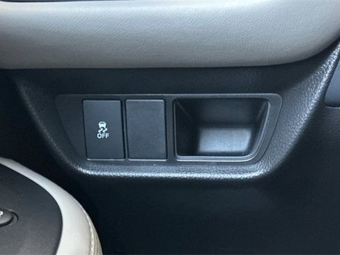 New 2026 Honda HR-V LX image 30