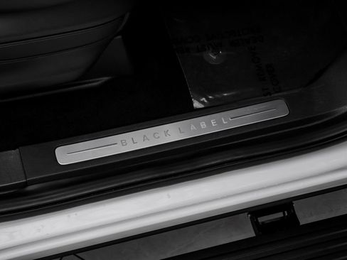 Used 2022 Lincoln Navigator L Black Label image 32