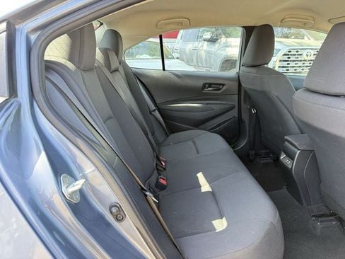 Used 2024 Toyota Corolla LE FWD image 30