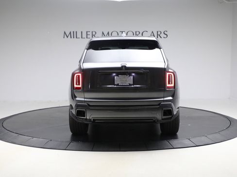 New 2026 Rolls-Royce Cullinan Black Badge image 12