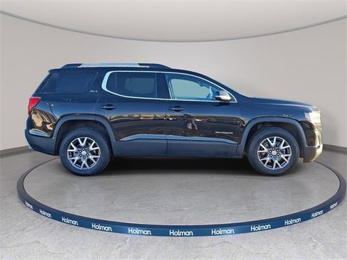 Used 2023 GMC Acadia SLT image 4