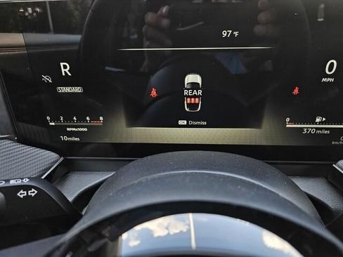 New 2025 Nissan Kicks SR w/ Illumination Package image 22