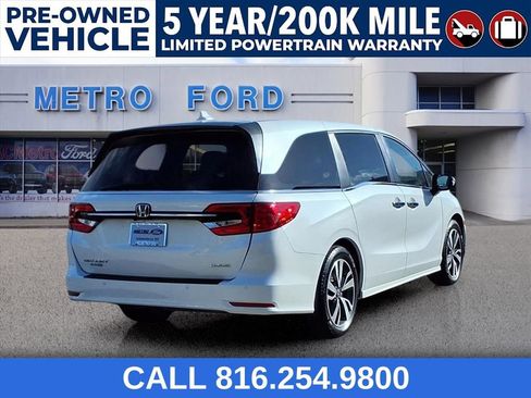 Used 2023 Honda Odyssey Touring image 3