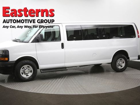 Used 2023 Chevrolet Express 3500 LS image 56