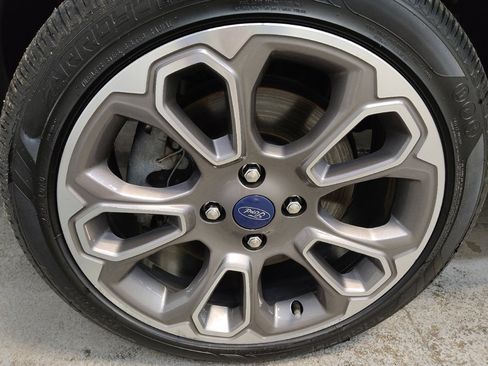 Used 2022 Ford EcoSport Titanium AWD/4WD image 31