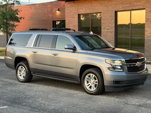 Used 2020 Chevrolet Suburban LT AWD/4WD image 1