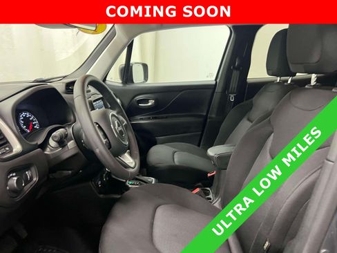 Certified 2023 Jeep Renegade Latitude AWD/4WD image 15