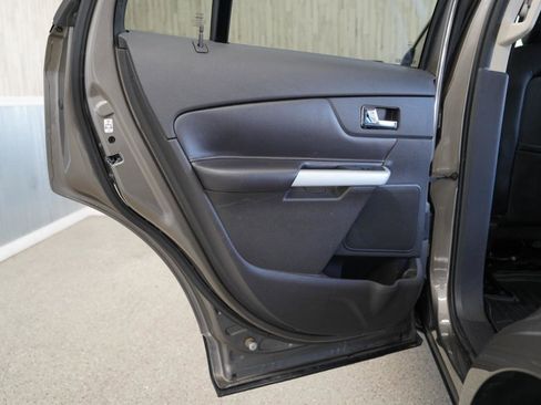 Used 2012 Ford Edge Limited image 33