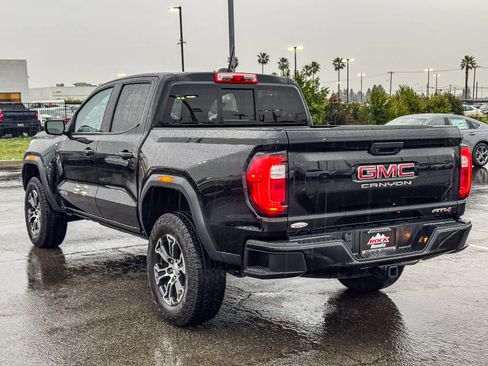 Used 2023 GMC Canyon AT4 image 8