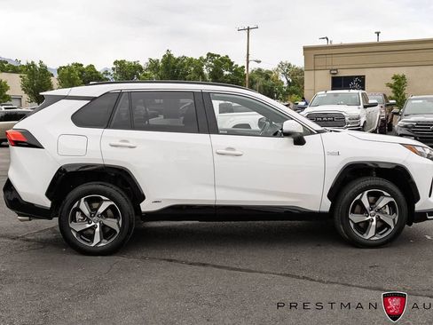 Used 2024 Toyota RAV4 SE w/ Weather & Moonroof Package AWD/4WD image 21
