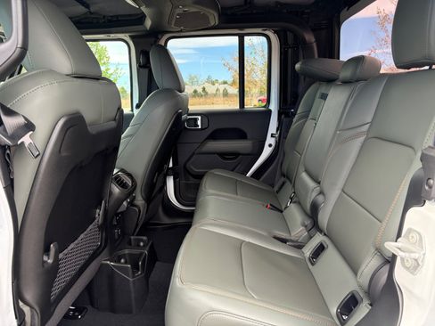 New 2026 Jeep Gladiator Mojave w/ Safety Group AWD/4WD image 21