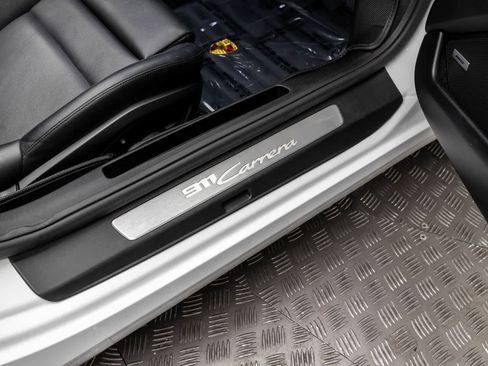 Used 2020 Porsche 911 Carrera RWD image 46