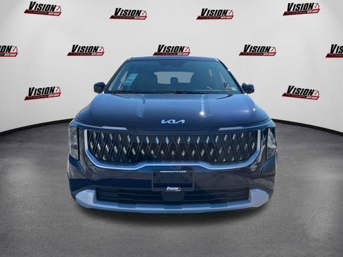 New 2026 Kia Carnival LXS image 2